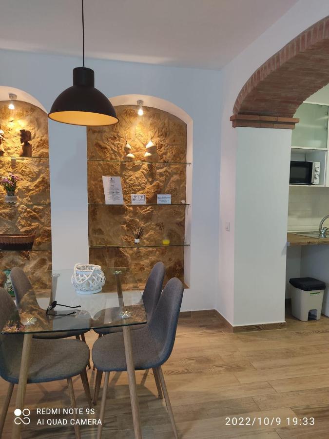 APARTAMENTO Turístico ENTRETORRES Olivenza Bagian luar foto