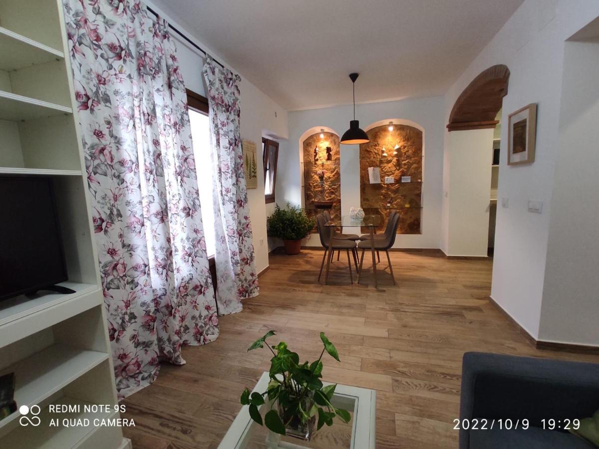 APARTAMENTO Turístico ENTRETORRES Olivenza Bagian luar foto